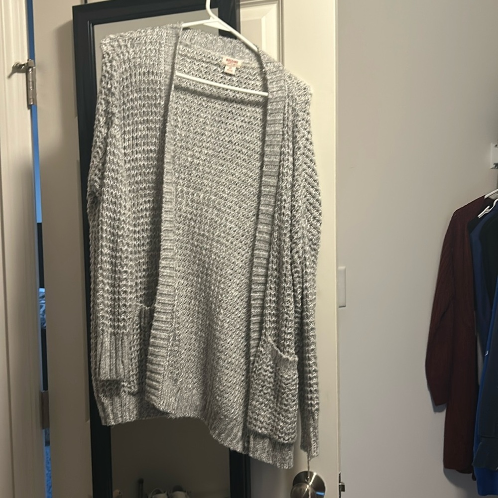 Grey cardigan